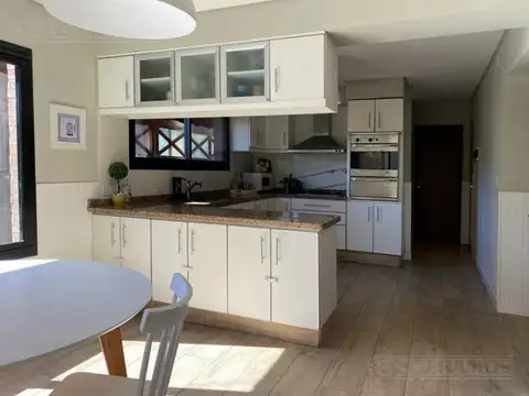 Casa en Alquiler Temporal A Estrenar