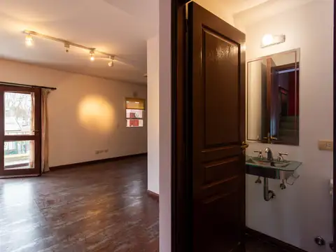 Departamento 5 ambientes con 2 baños