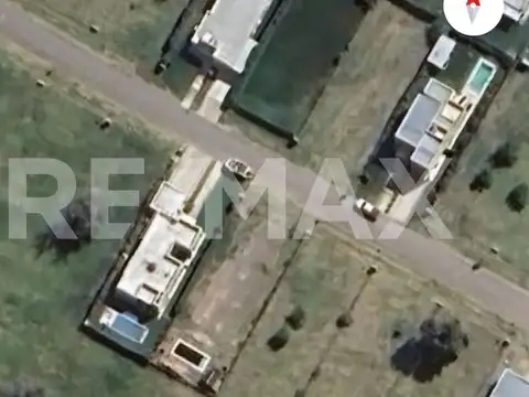 Terreno con Pileta  B° Privado Cinco Soles