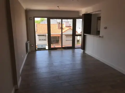 HIPOLITO YRIGOYEN 2700