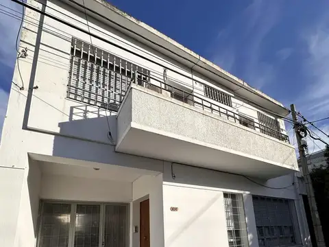 Venta Casa en  calle Calderón de la Barca 651, Barrio Alta Córdoba, Córdoba