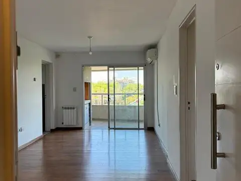 Avenida Rufino Varela Ortiz 3840