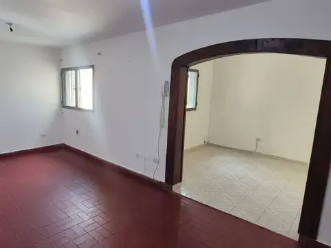 Departamento 5 ambientes con 1 baño