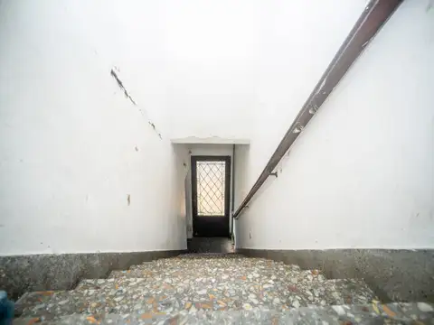 Venta local, vivienda y terraza. Ideal uso mixto. El Palomar