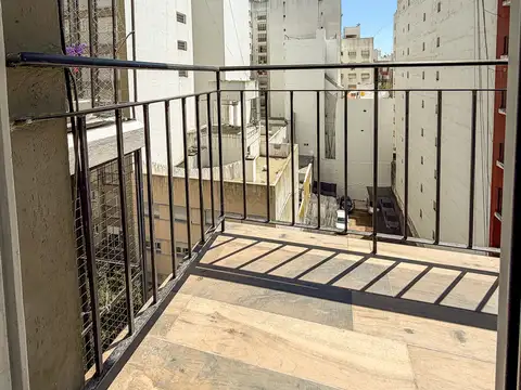 2 AMBIENTES RECICLADO. CORRIENTES Y COLON.