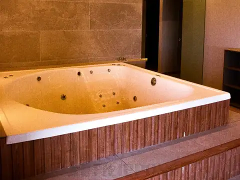 Hotel en Venta en Bahia Blanca, USD 100.000