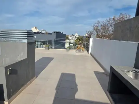 Departamento 4 ambientes con 2 baños