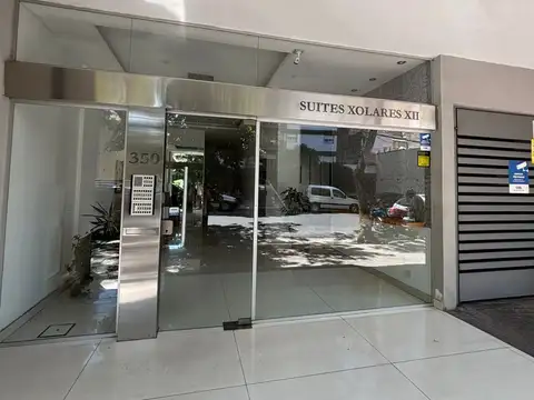 CABALLITO. TRES AMBIENTES CON COCHERA.