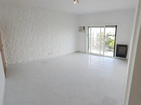 Avenida Álvarez Jonte 6200, Piso 8