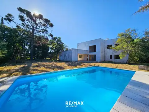 VENTA CASA QUINTA A TERMINAR CUMEHUE SAN NICOLAS