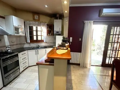 Casa en Alquiler de 3 dormitorios