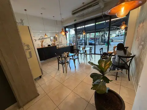 Local en Venta en Barrio Norte, USD 500.000