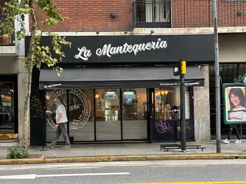 Venta Local con Renta en Recoleta