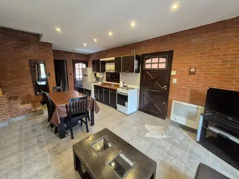 Depto Tipo Casa en Venta al Este