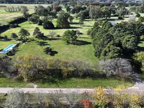 Terreno en Venta 61  mts Fondo