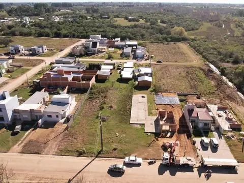 Alberdi Frente A Escuela El Ombu