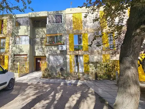 DEPTO EN VENTA 2 HABITACIONES AMPLIO LIVING