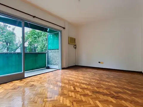 VENTA DEPTO 2 AMB BALCON FRENTE COLEGIALES