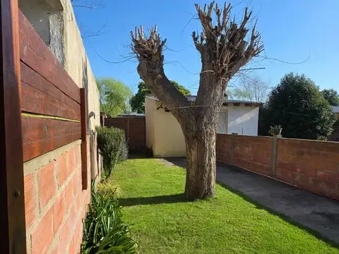 Depto Tipo Casa 2 ambientes con 2 baños