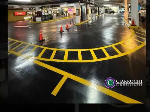 Paseo la Plaza - Cochera Amplia, Fija y Cubierta con RENTA