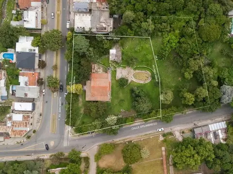 VENTA CASONA 4 DORM UNQUILLO TERRENO ESQUINA 