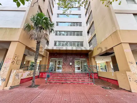 Departamento a la venta de dos dormitorios Diagonal 80 y 41