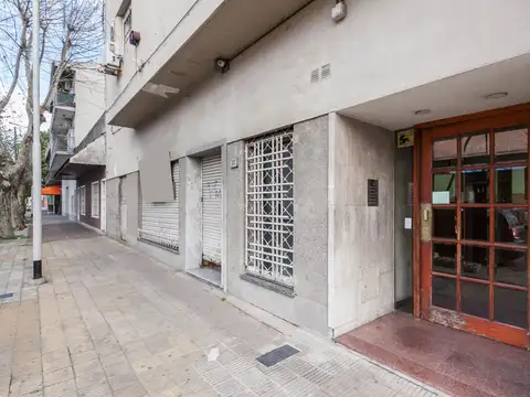 Dpto 4 AMB al frente vista a Mitre APTO CREDITO 