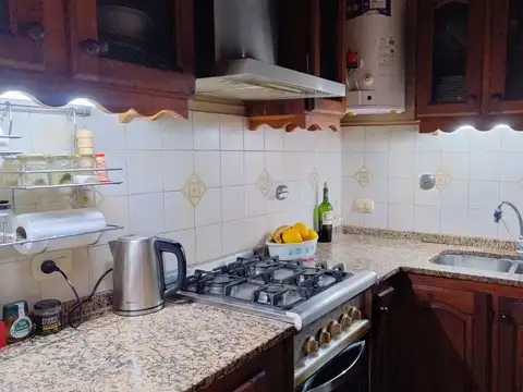 Departamento en Caseros 3 dormitorios y patio