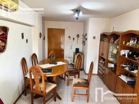 Av. Pte. Peron 400, Piso 4