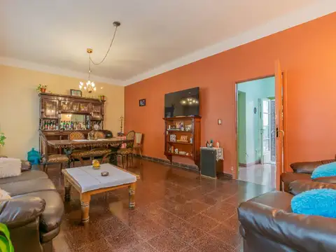 Depto Tipo Casa en Venta de 4 ambientes