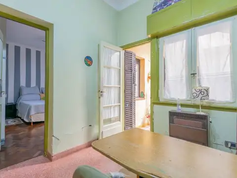 Depto Tipo Casa 4 ambientes con 2 baños