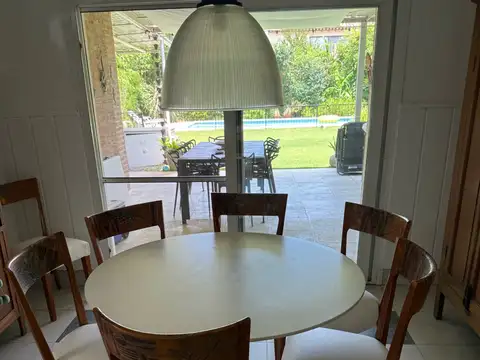 Casa en Alquiler de 3 dormitorios