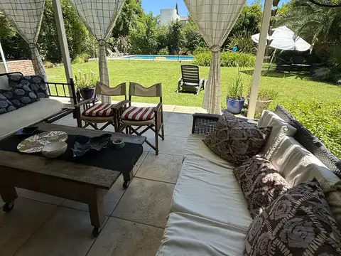 Casa en Alquiler 25 años