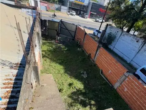 Galpon en Alquiler 6  mts Frente
