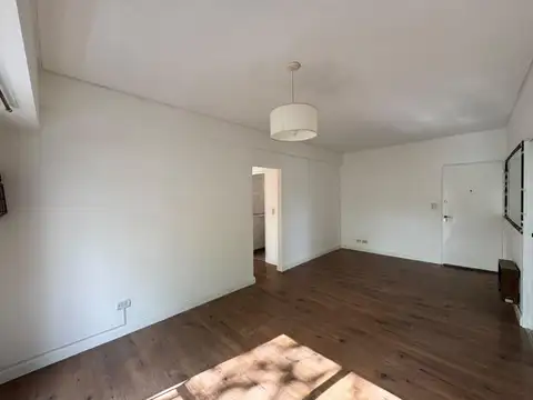 Departamento en Alquiler en Villa Ballester, $ 800.000
