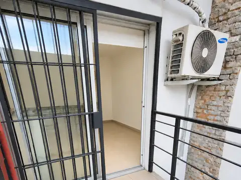 Darwin 1200, Piso 2-202