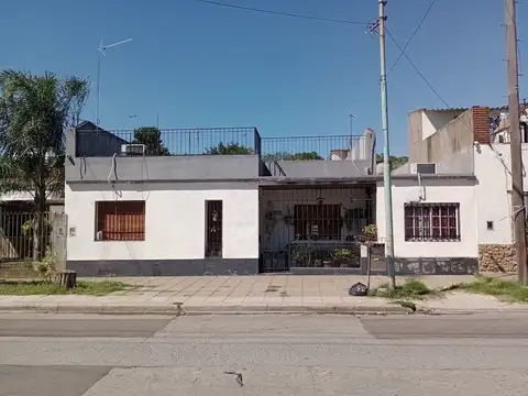 CASA VENTA 5 AMBIENTES  MULTIFAMILIAR EL PALOMAR