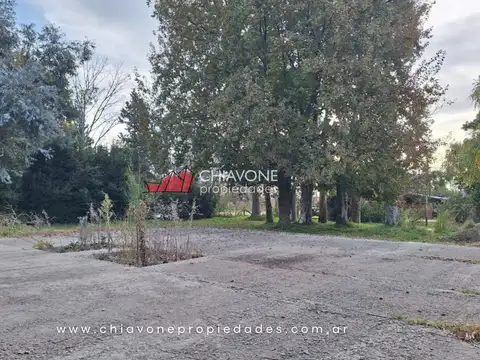 Lote en esquina, arbolado, Villars. Anticipo y Financiación.