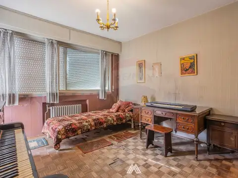 Departamento 6 ambientes con 2 baños