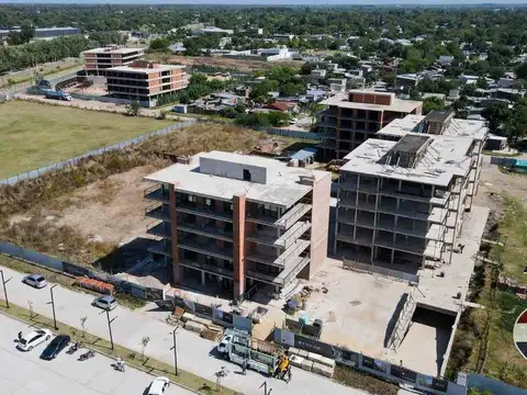 Avenida Félix Aguilar 2600