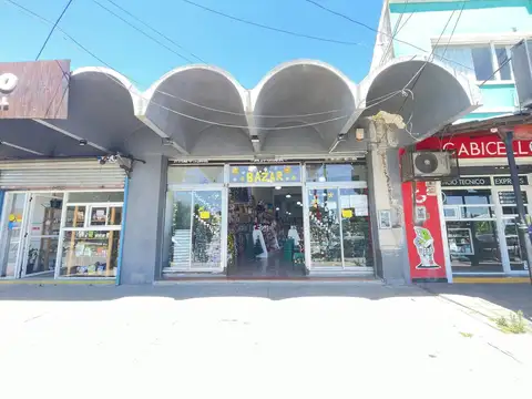 Av. Pte Perón al 800