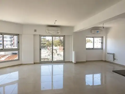 Departamento en Venta en Ramos Mejia, USD 161.000