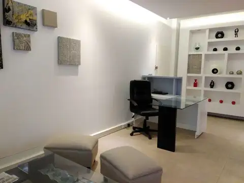 Oficina en Venta con 1 cochera