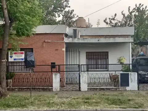 VENTA CASA 4 AMBIENTES TORTUGUITAS