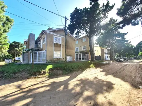 Cnl Machado 500, Piso 2