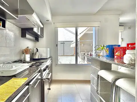 Depto Tipo Casa en Venta 16 años