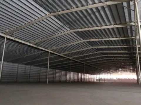 Centro Logístico - Nave 10.000 m2 - Parque Industrial Metropolitano Perez