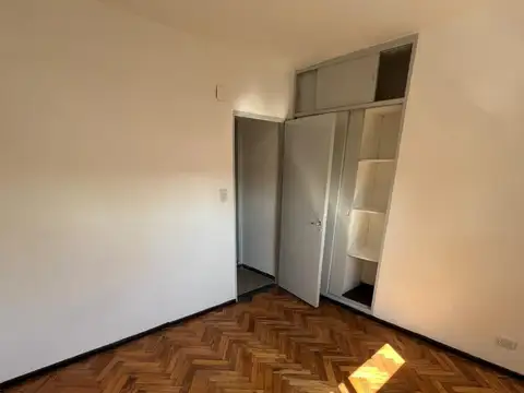 Departamento en Alquiler en Barrio España y Hospitales, $ 320.000