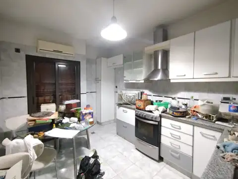 Casa en Venta en Barrio Parque, USD 270.000