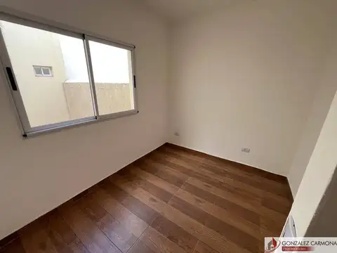 Departamento en Venta en Villa del Parque, USD 125.000